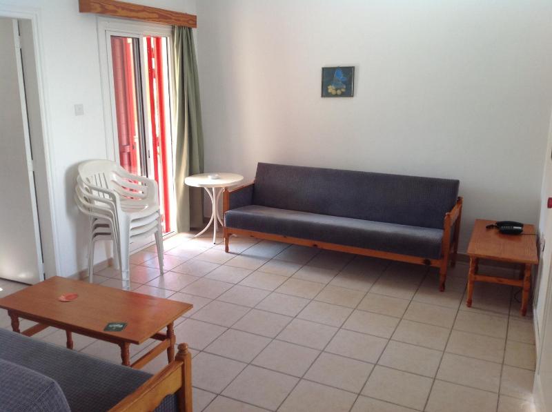 One-Bedroom Apartment (3 Adults) image 3
