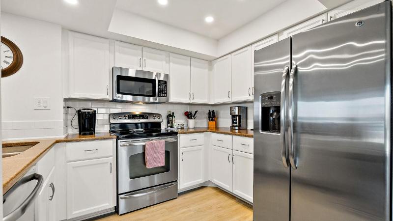 Three-Bedroom Apartment image 1