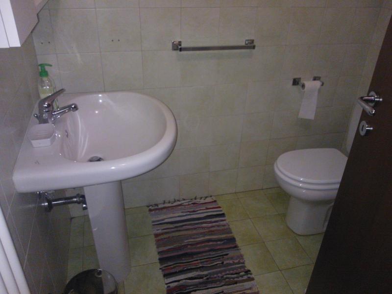 Double Room with Shared Bathroom image 1