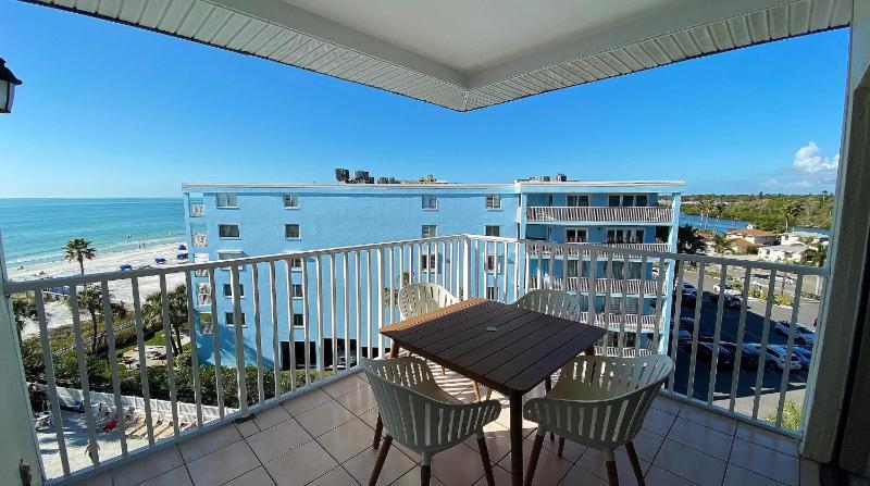 Three-Bedroom Apartment image 1