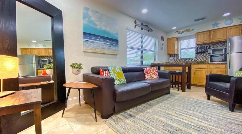 Apartment with Balcony image 3