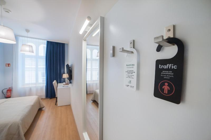 Standard Double Room image 1