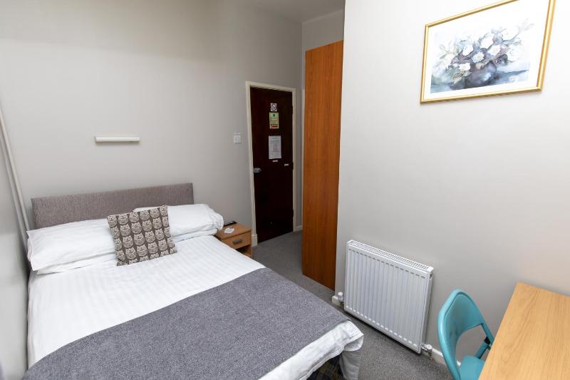 Standard Single Room with Shower image 1