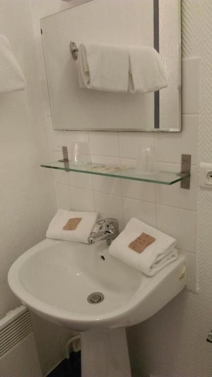 Standard Suite image 2