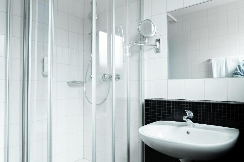 Single Room image 1