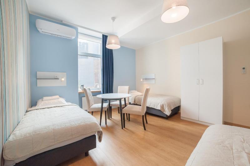 Standard Triple Room image 1