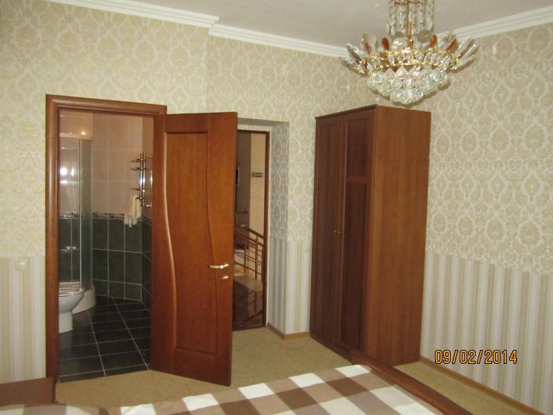 Standard Triple Room image 3