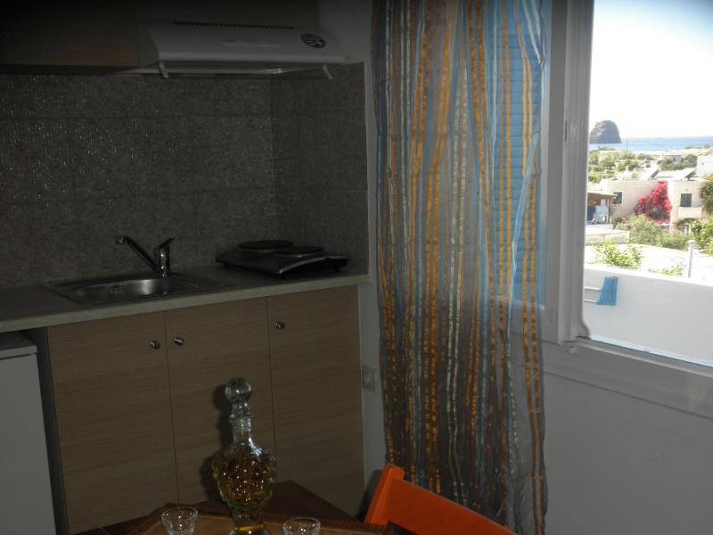 Studio with Sea View (3 Adults) image 2
