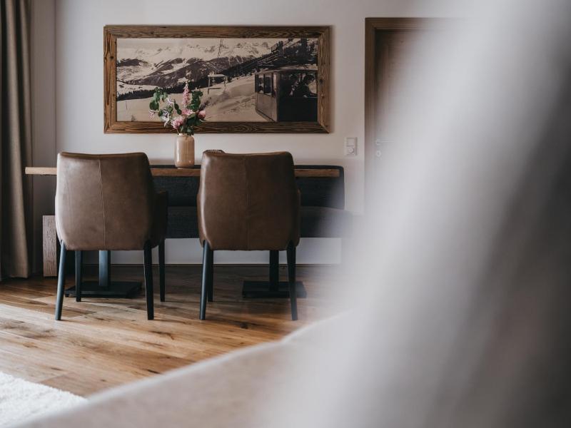 Superior Three-Bedroom Apartment image 3