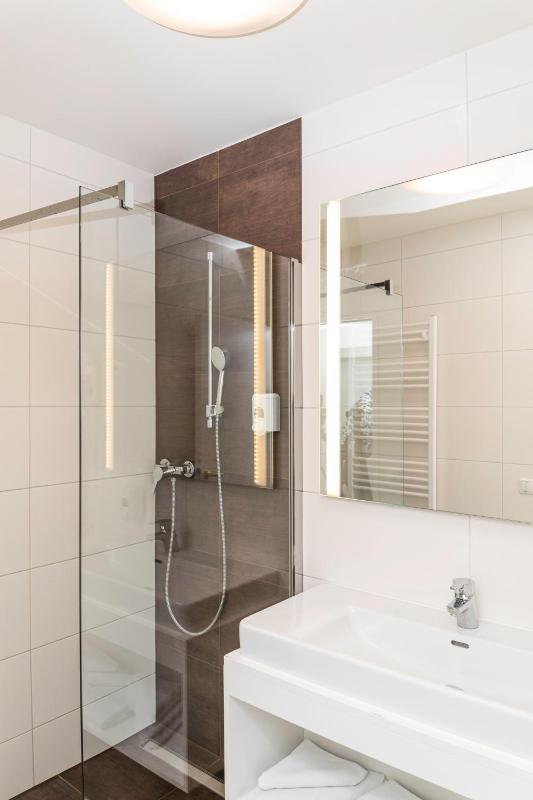 Triple Room image 1