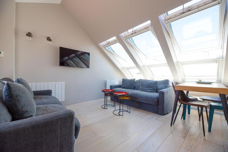 Apartment with Terrace image 2