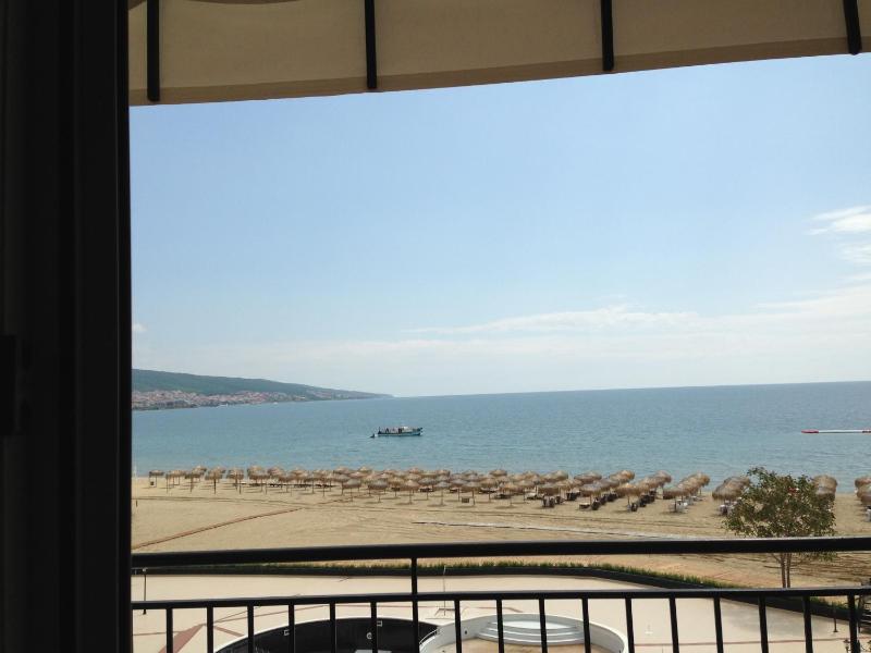 Heaven Lux Apartments - image 15