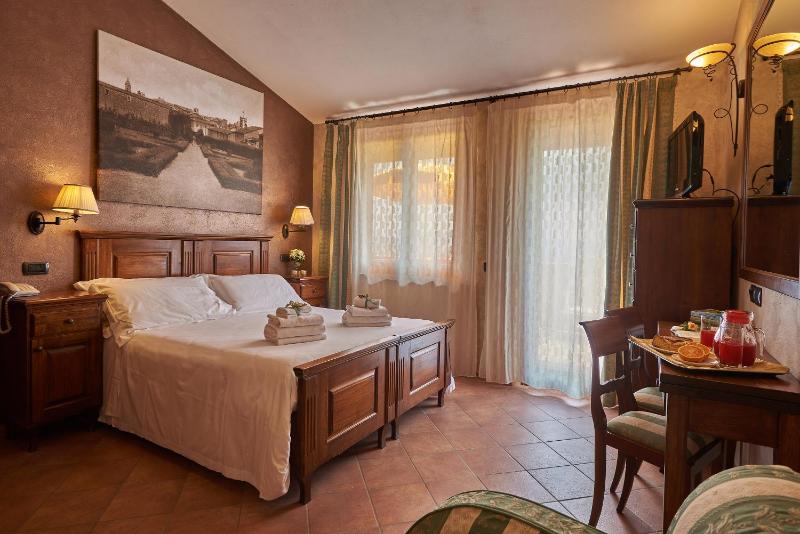 Superior Double or Twin Room with Spa Access Light image 1