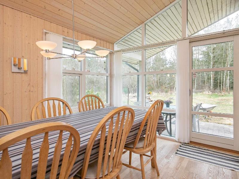 Three-Bedroom Holiday Home  image 4