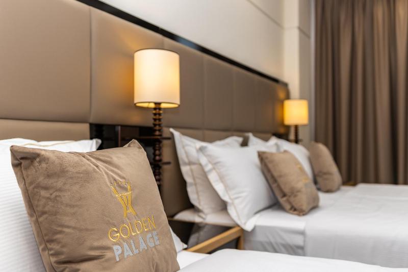 Hotel Golden Palace - image 4