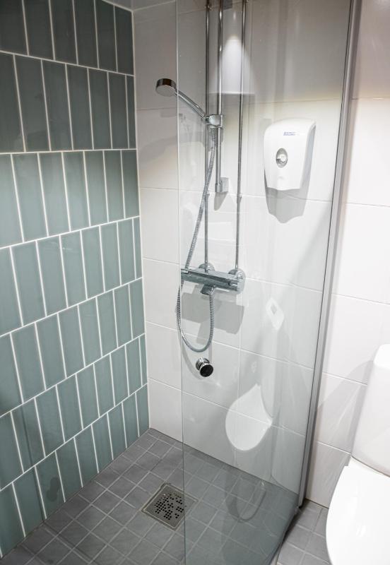 Superior Twin Room image 4