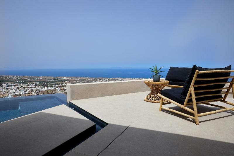 Premium Suite with Private Pool image 3