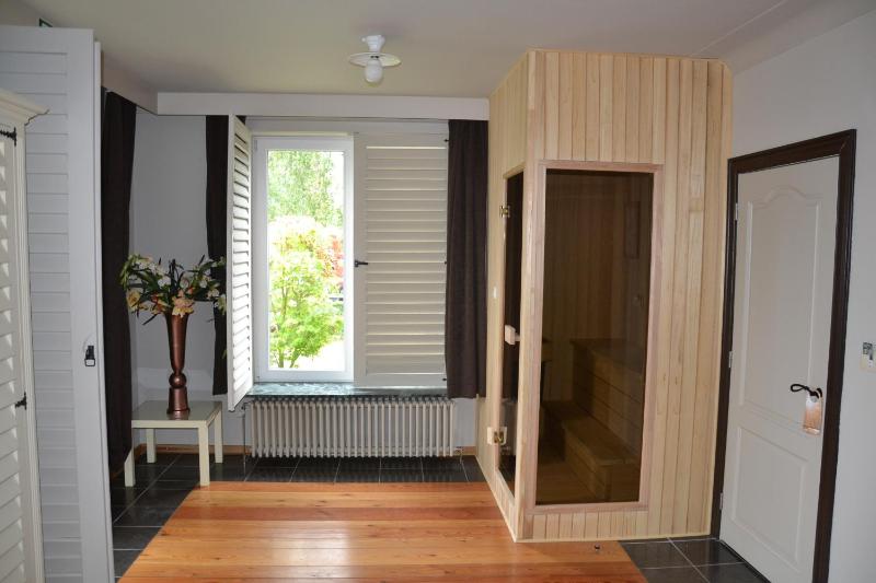 Deluxe Double Room With Sauna and Spa Bath image 4