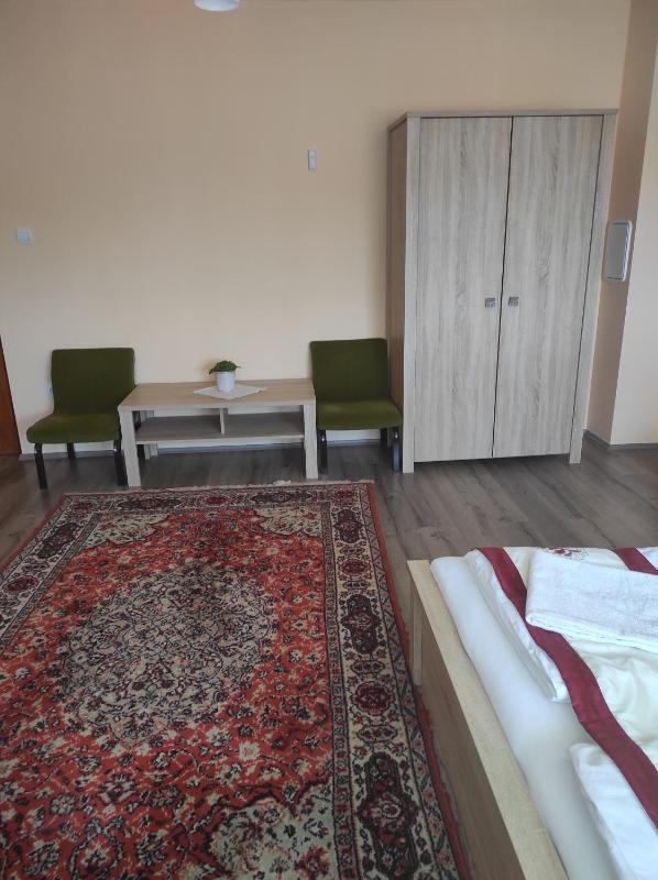 Family Suite with Balcony image 2