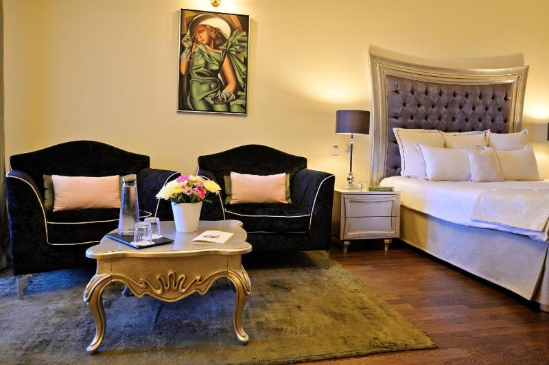 Junior Suite Master with Sea View and Balcony or Terrace image 3