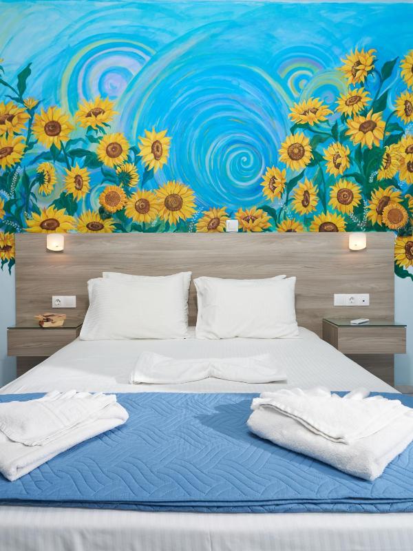 Superior Room with Sea View image 2