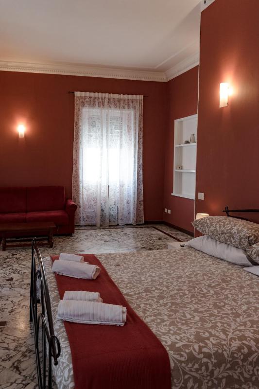 Superior Double Room image 4