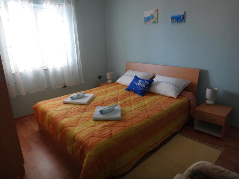 Three-Bedroom Apartment image 3