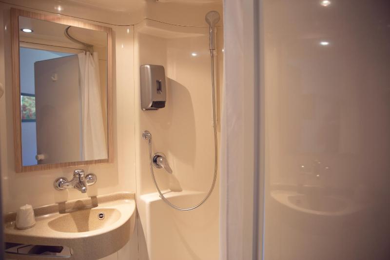 Double Room image 1