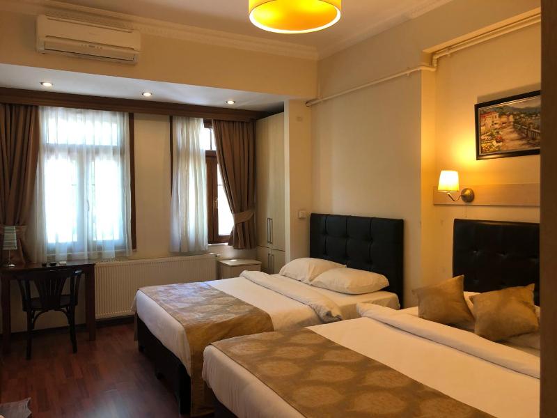 Deluxe Apartment- City View  image 3