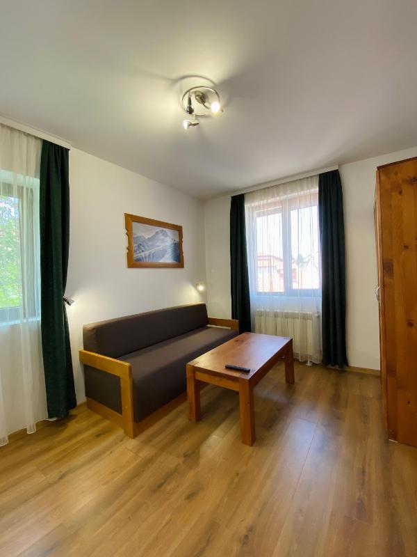 Edelweiss Central Hotel - image 29