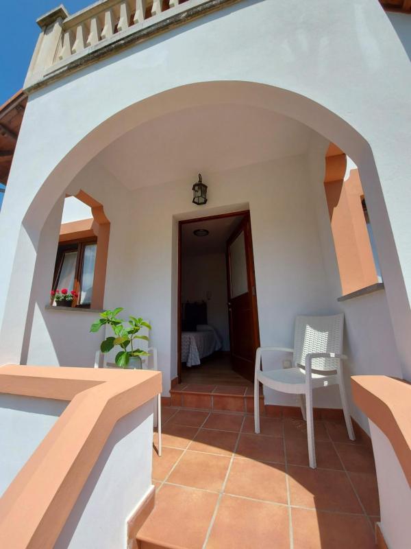 Triple Room with Terrace image 2