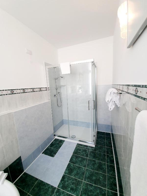 Junior Suite image 3