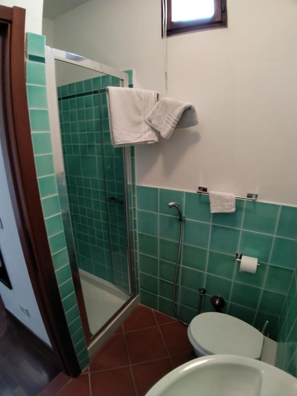 Single Room with Private Bathroom image 3