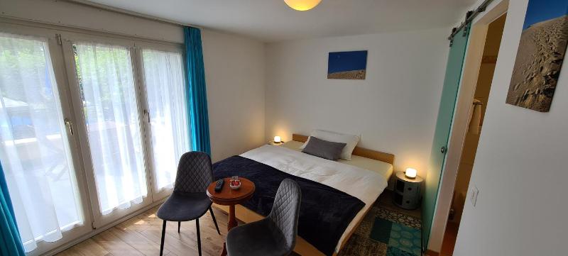 Double Room with Lake View image 1