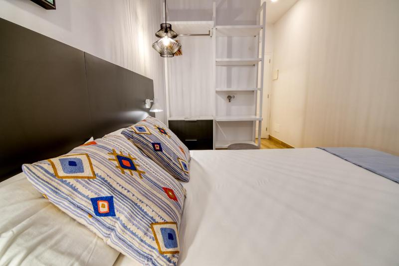Double or Twin Room image 3