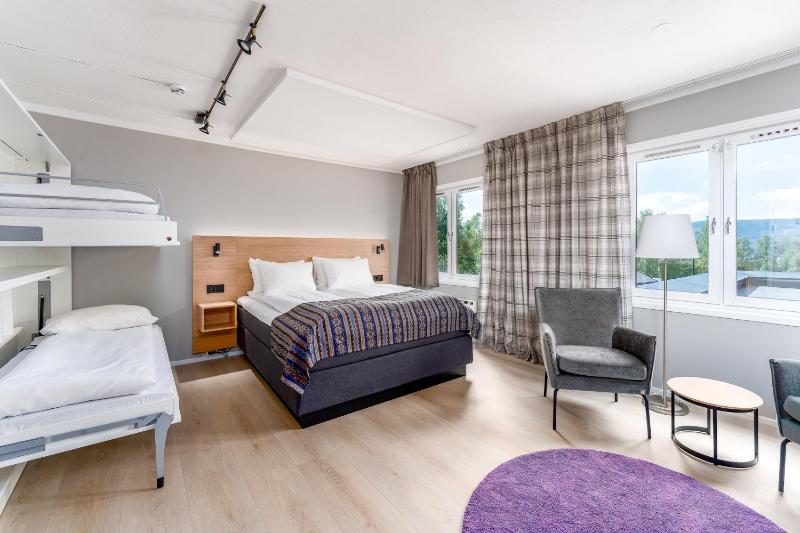 Deluxe Double Room image 1