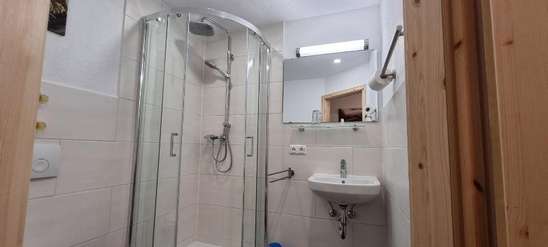 Standard Single Room image 2