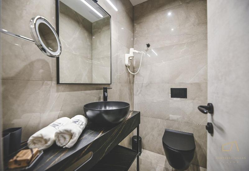 Galija Luxury Suites - image 11
