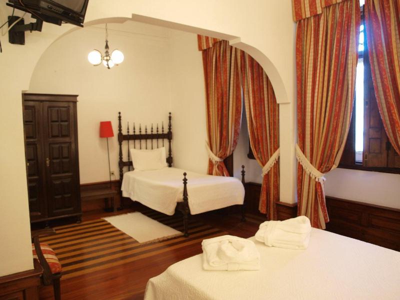 Superior Double or Twin Room image 3