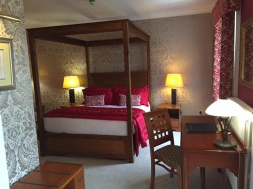 Deluxe Double Room image 3