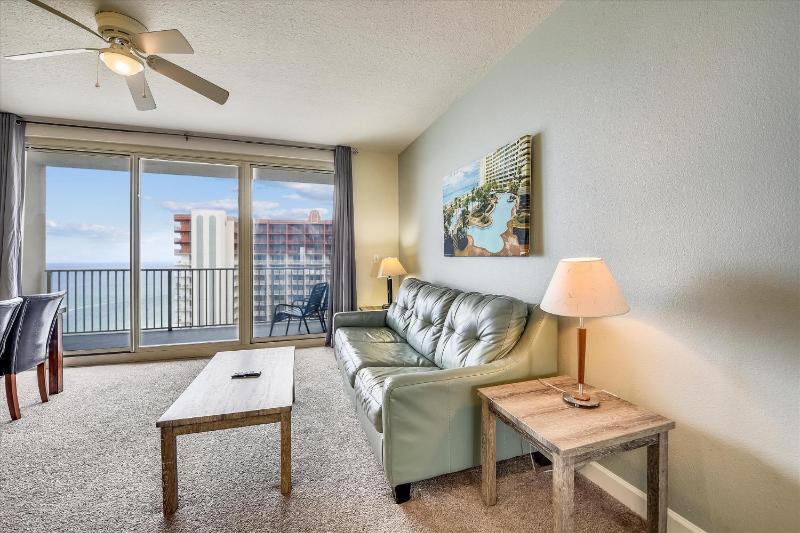 One-Bedroom Apartment image 2