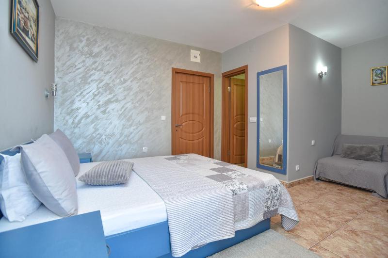 Comfort Double Room with Sea View image 4