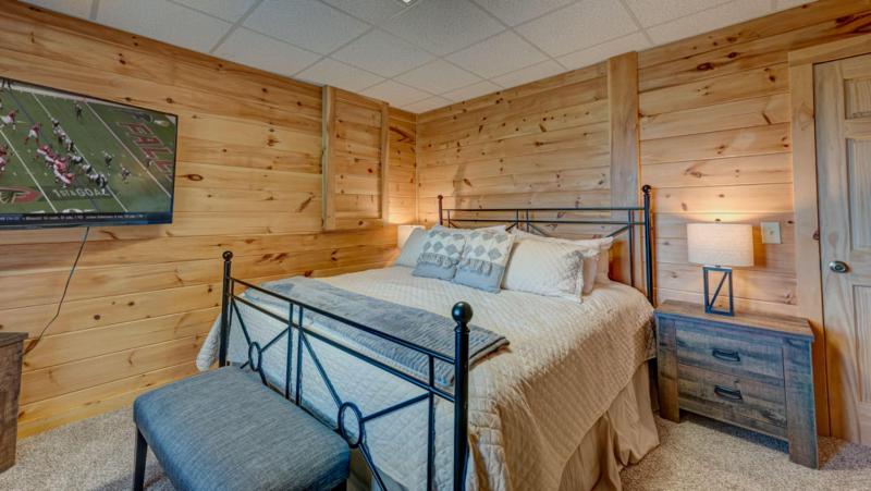 Dream Come True - Mountain View | Hot Tub | Air Hockey | Screened Porch | Fire Pit - image 18