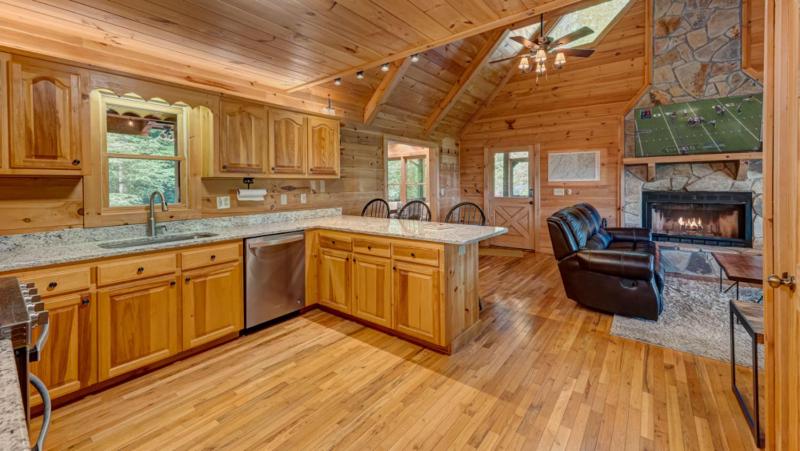 Dream Come True - Mountain View | Hot Tub | Air Hockey | Screened Porch | Fire Pit - image 12