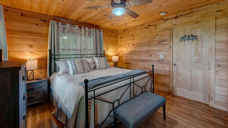 Dream Come True - Mountain View | Hot Tub | Air Hockey | Screened Porch | Fire Pit - image 26