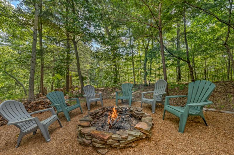 Dream Come True - Mountain View | Hot Tub | Air Hockey | Screened Porch | Fire Pit - image 40