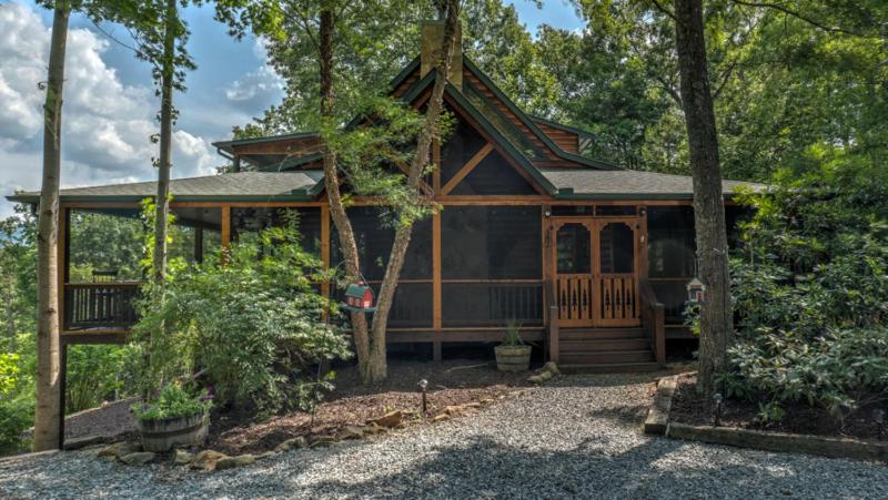 Dream Come True - Mountain View | Hot Tub | Air Hockey | Screened Porch | Fire Pit - image 32