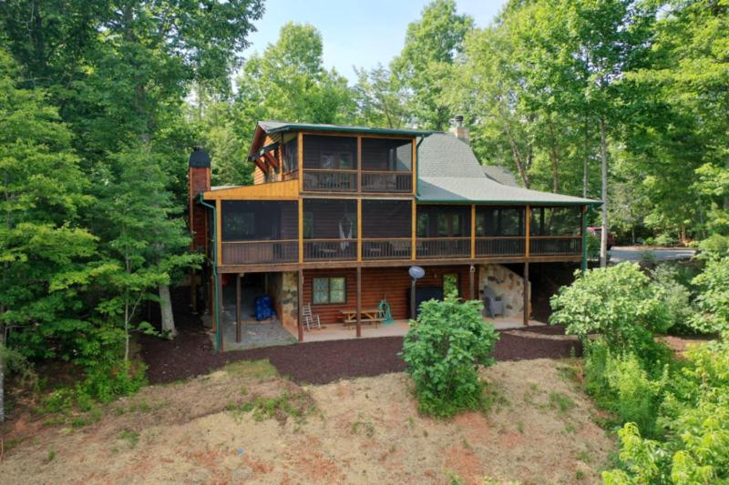 Dream Come True - Mountain View | Hot Tub | Air Hockey | Screened Porch | Fire Pit - image 27