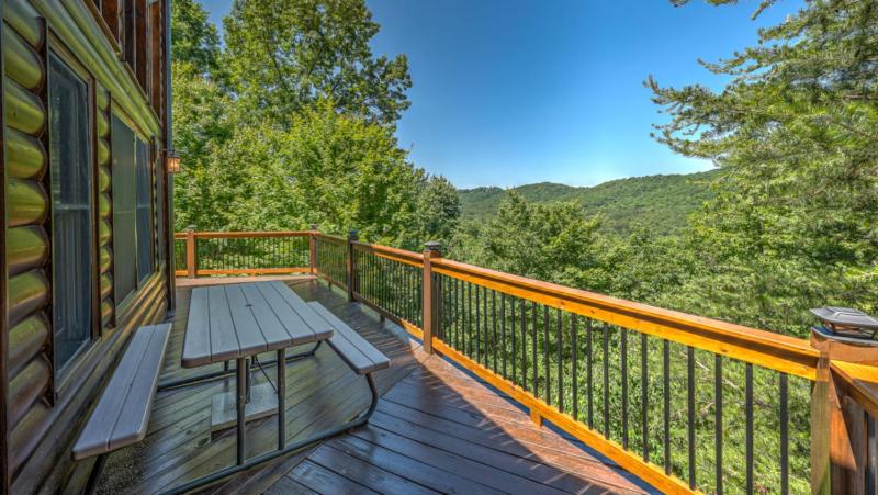 Sunshine Daydream - Mountain View | Hot tub | Pool table | Foosball | Fire Pit - image 31