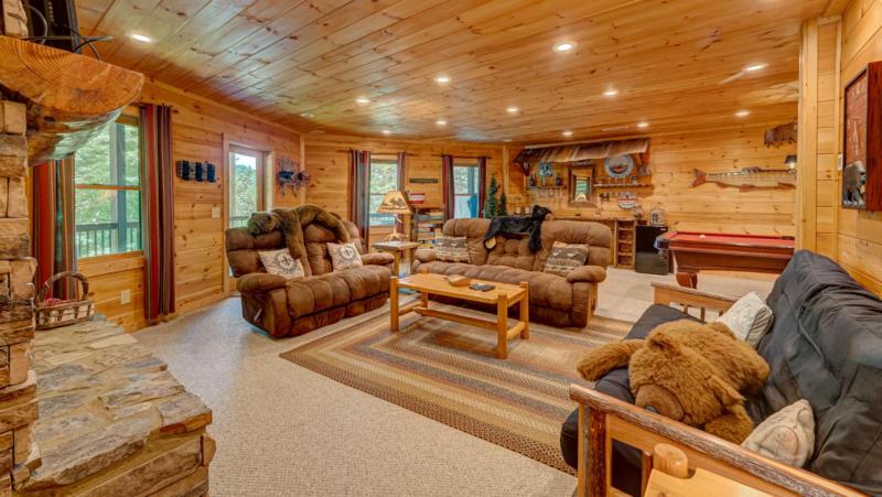 Sunshine Daydream - Mountain View | Hot tub | Pool table | Foosball | Fire Pit - image 30